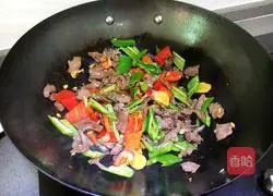 Illustration of how to stir-fry pig heart 8