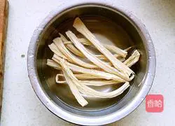 Illustration of how to make Qinxiang Bean Curd 1