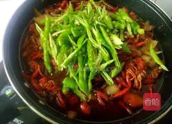 Illustration of how to make spicy crayfish 14