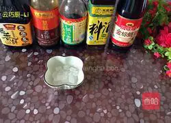 Illustration of how to make braised pork elbows with rock sugar 7