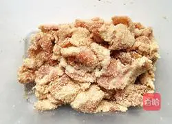 Illustration of how to make steamed pork with rice flour 4