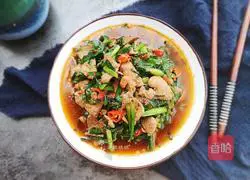 Illustration of how to stir-fry pork liver with leeks 16