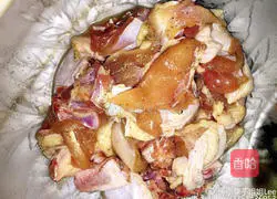 Illustration of how to make taro roasted chicken 1