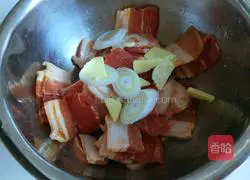 Illustration of how to make Sichuan spicy rice steamed pork 4