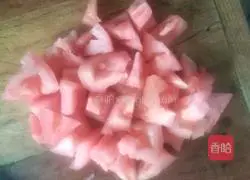 Illustration of how to make zucchini and scrambled eggs 5