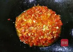 Illustration of how to make fat fish head with chopped pepper 4