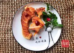 Illustration of how to make pan-fried salmon 9