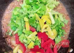 Cumin mutton cat ears recipe 13