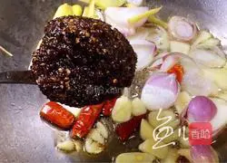 Illustration of how to make spicy shrimp tail 4