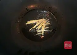 Illustration of how to make bacon and green beans 7