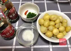 Illustration of braised baby potatoes 1