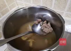 Illustration of Braised Beef Brisket with Tomatoes and Potatoes 8