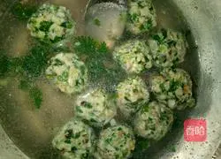 Illustration of how to make jade meatballs 4