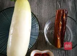 # steamed vegetables#Chopped peppers, bacon and steamed radish illustration 1