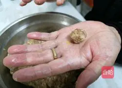 Illustration of how to make steamed buns version of fried croquettes 7