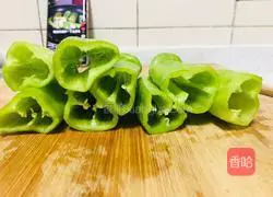 Illustration of how to make meat stuffed with pepper 2