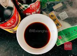 Illustration of how to make beef brisket and stir-fried green beans 10