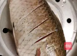 Braised crucian carp recipe 1