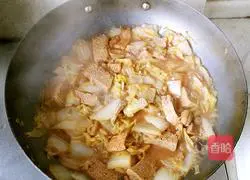 Illustration of how to make frozen tofu stewed with cabbage 12