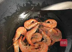 Bullfrog Illustration of how to make spicy seafood hotpot 5