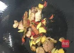 Illustration of how to make potato and beef stew 3