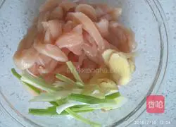 Illustration of how to make fried chicken tenders 1