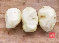 Illustration of how to cook beef with potatoes 1