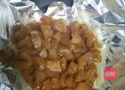 Illustration of how to make tinfoil chicken breast 5