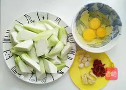 Illustration of how to make luffa and scrambled eggs 2