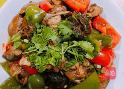 Illustration of braised chicken with mushrooms 5