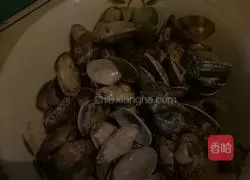 Illustration of how to make spicy clams 2