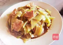 Illustration of how to make fried pork slices with lettuce 11