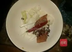 Illustration of how to make special large plate chicken 3