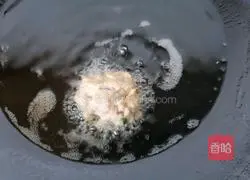 Meatball and Egg Fried Rice Bento Recipe Illustration 4