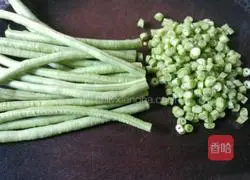 Illustration of how to make fried beans and eggs 2