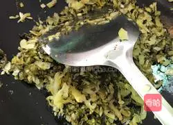 Illustration of how to make pork with pickled cabbage 5