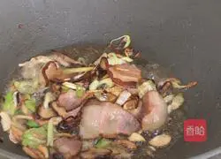 Illustration of how to make bacon and eggplant stew 9