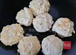 Illustration of how to make sweet and sour meatballs 6