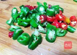 Illustration of twice-cooked pork head 2