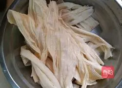 Illustration of braised vegetarian meat 1