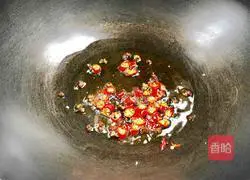 Illustration of how to make crispy spicy fish fillets 15