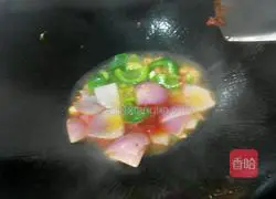 Illustration of how to make pineapple chicken slices 9