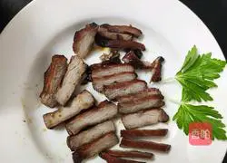 Illustration of how to make barbecued pork 5