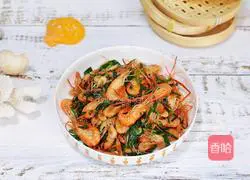 Illustration of how to make stir-fried river shrimp with leeks 10