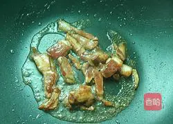 Illustration of how to make fried pork slices with oyster mushrooms 5