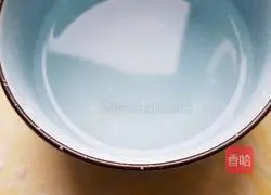 Illustration of how to make stir-fried pork with leeks 12