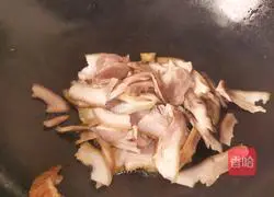 Recipe for stir-fried pork mouth with chili pepper Illustration 4