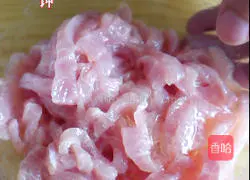 Illustration of how to make fish-flavored shredded pork 7