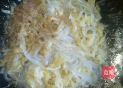 Illustration of how to make pickled vegetable powder 8