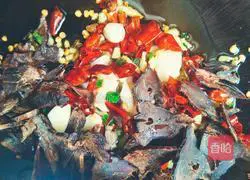 Illustration of home-style fried pork liver 4